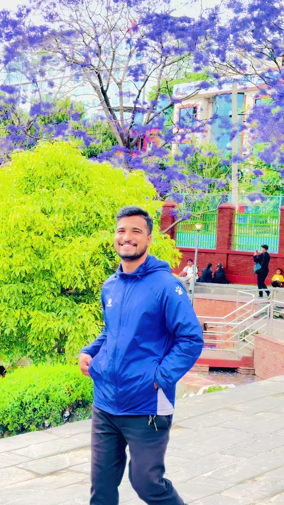@Love❣️Is❣️Life मिस्टर कोरोना)