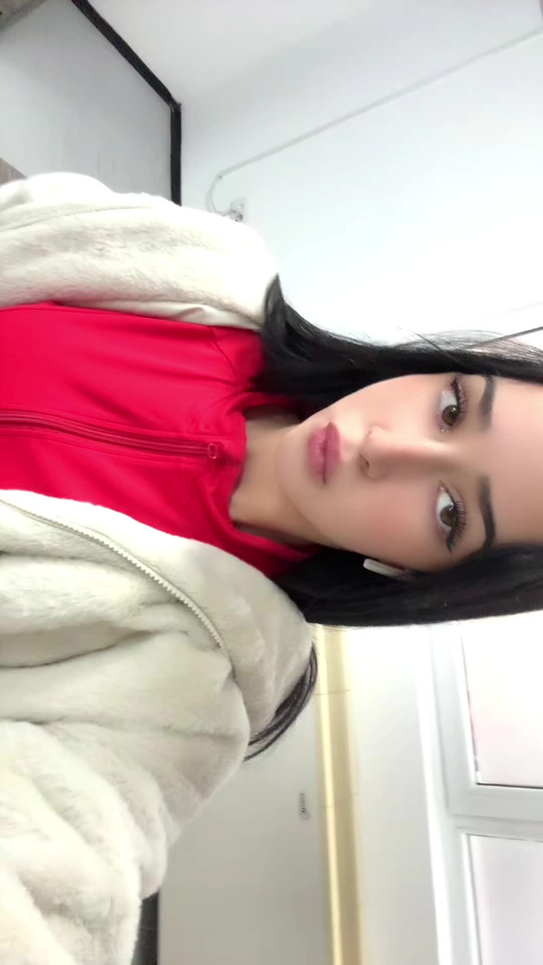 @Tina
