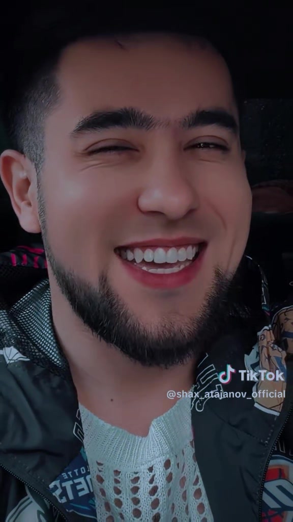 @Şaxın dəli bacıları🎤🤍 (Elif)