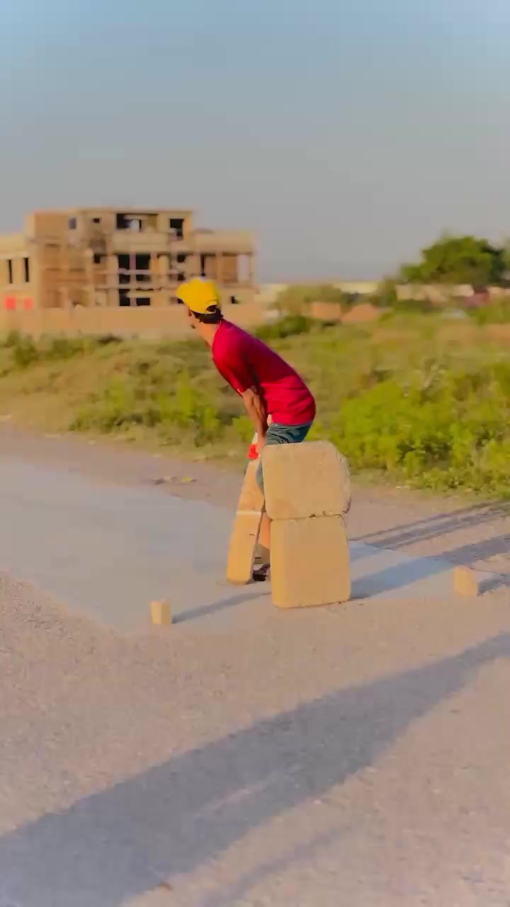 @نومی لیفٹی فخرے چٹھہ بختاور🏏
