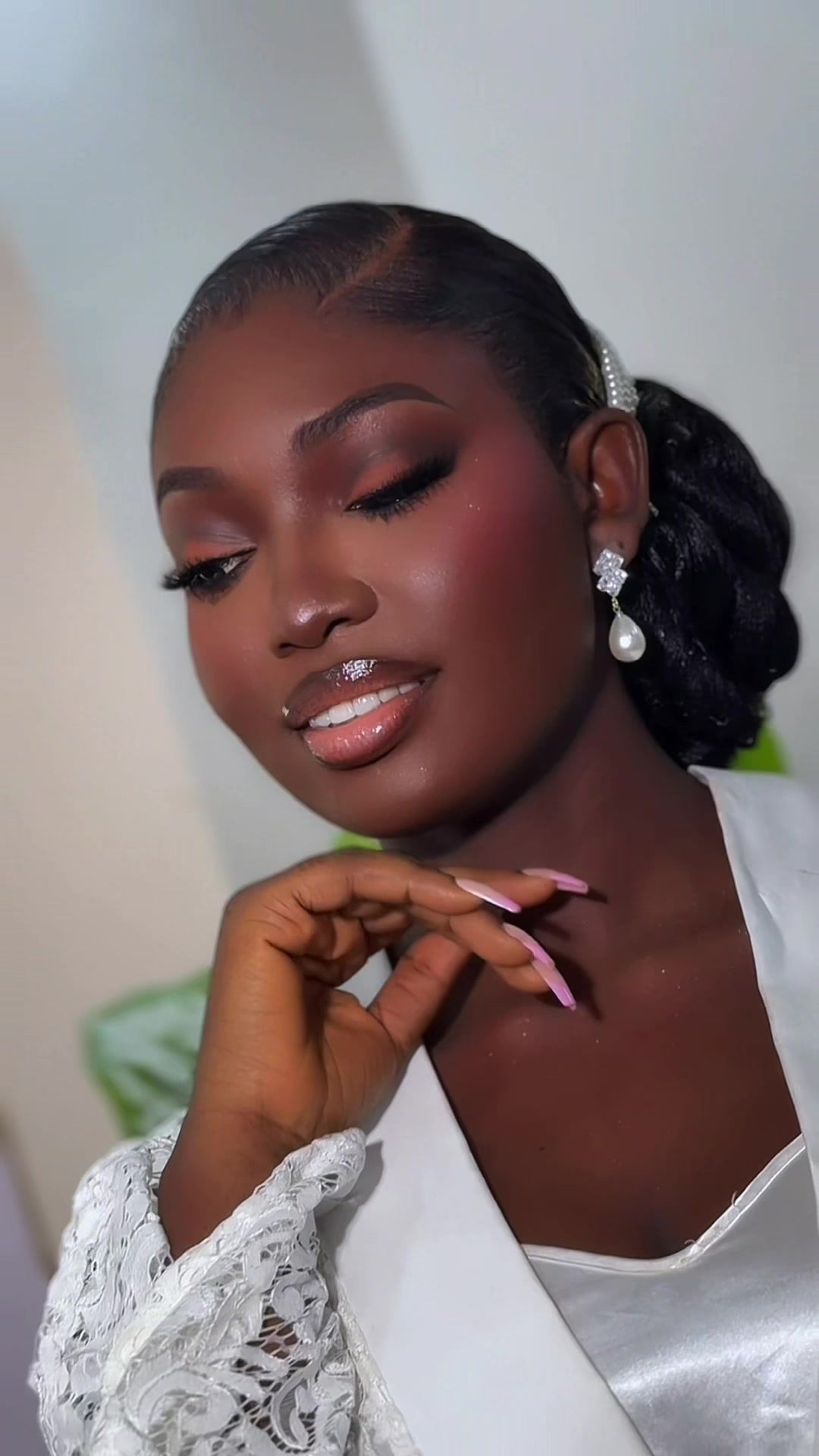 @glambybibee