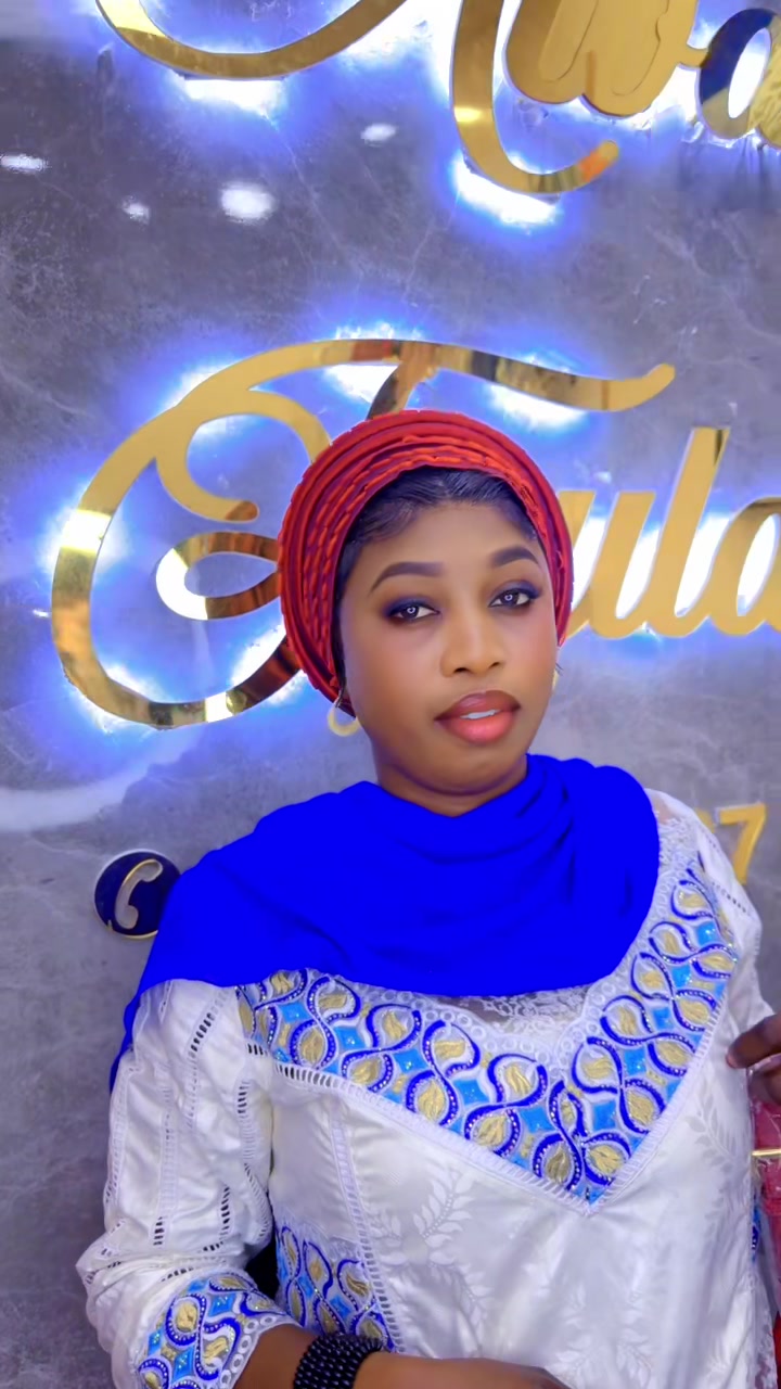 @Awa Foulard