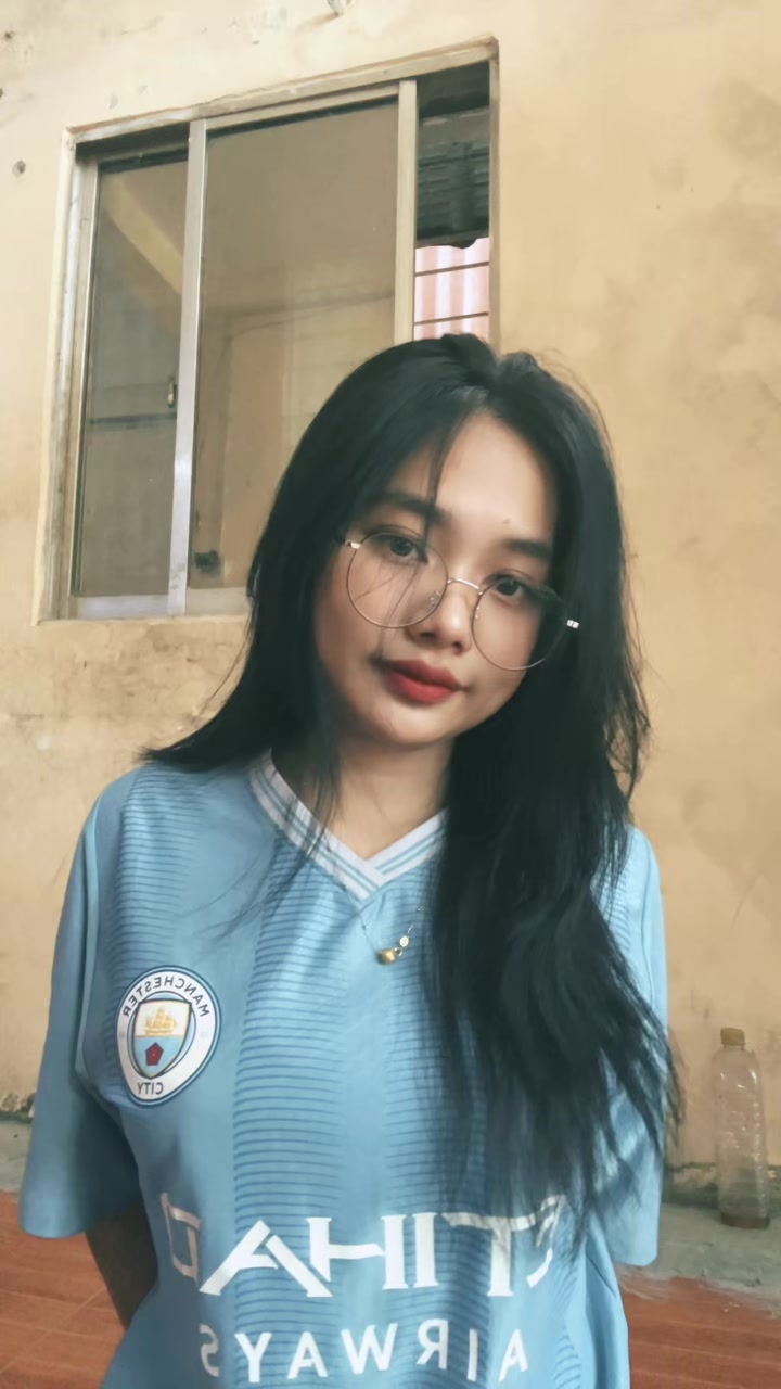 @Tin Zar Naing(Official acc)🌺
