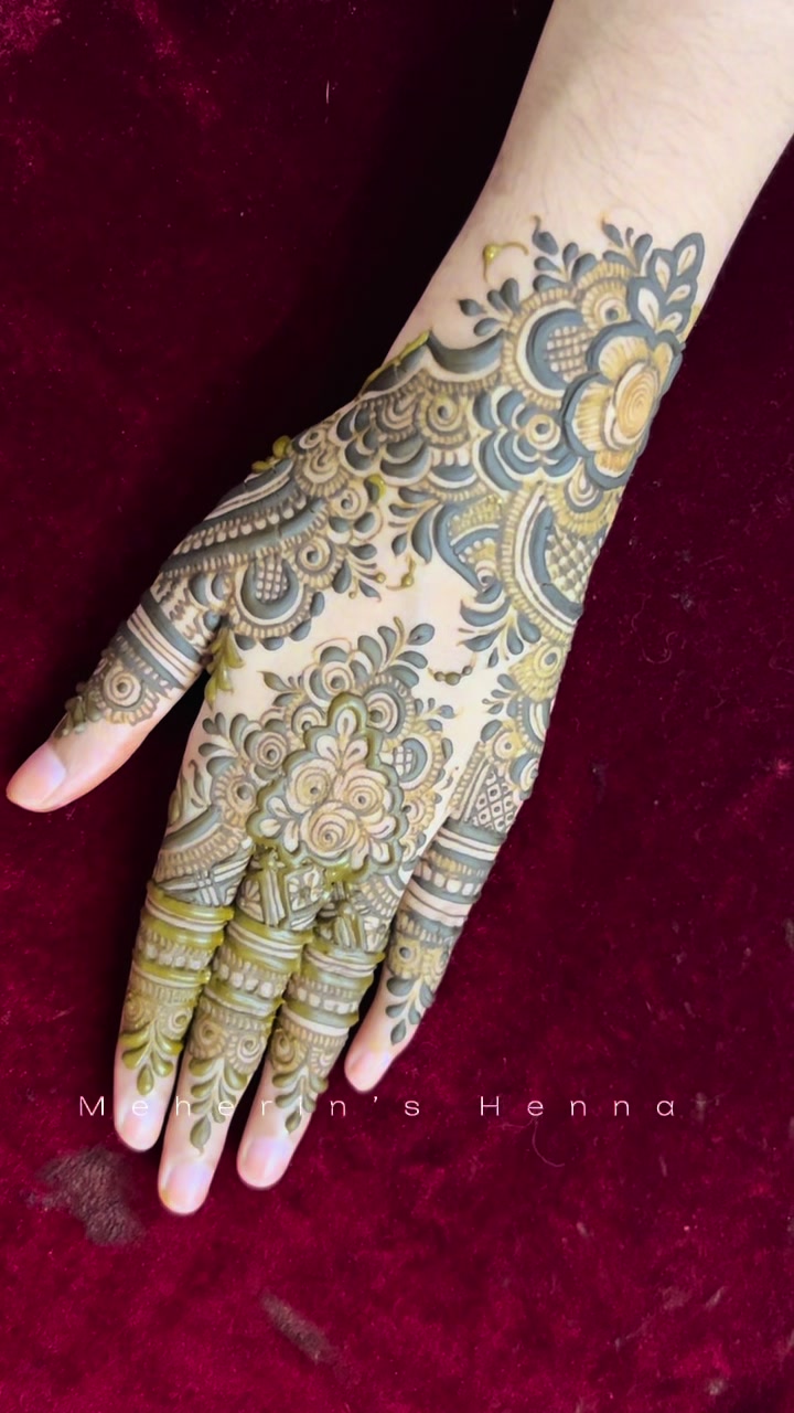 @Meherin's Henna