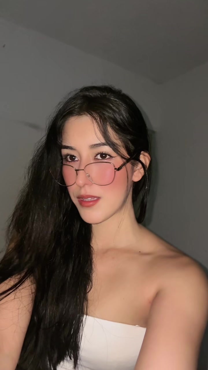 @NayeFL23