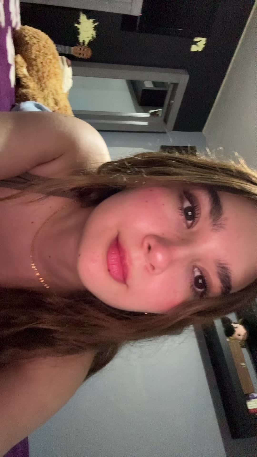 @Valentina