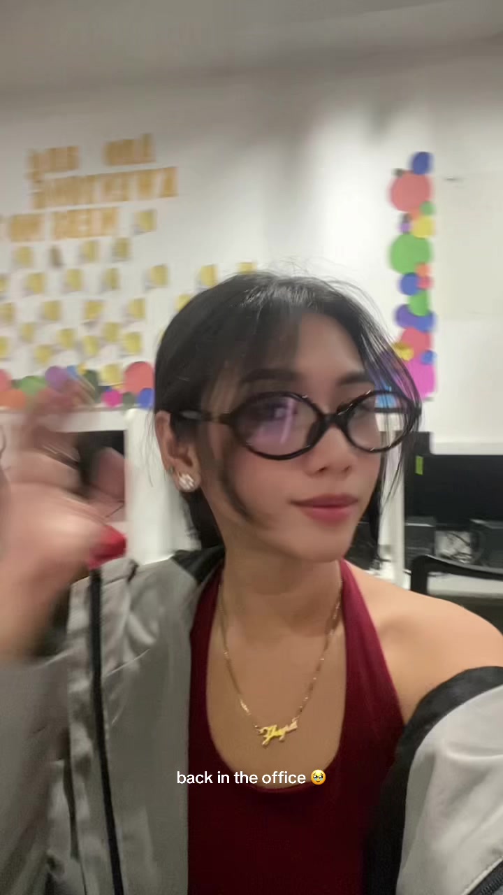 @zhyra.ice on IG