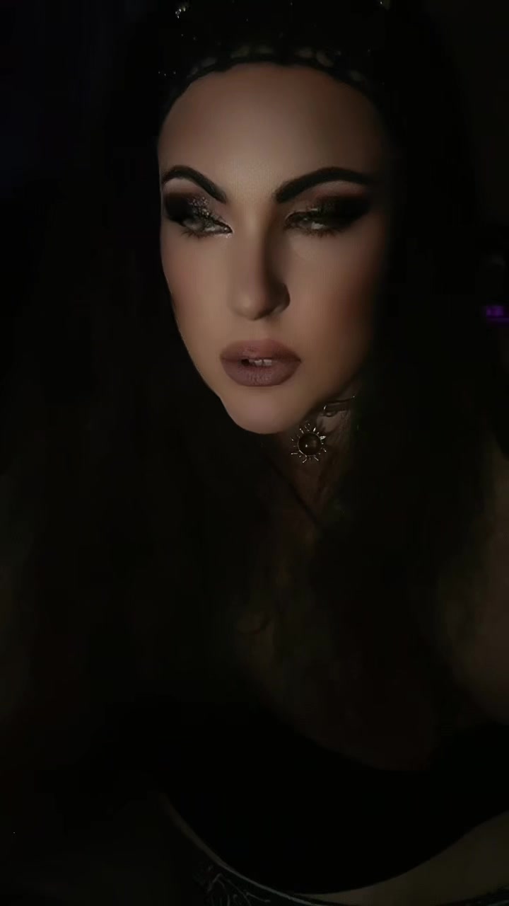 @💃🏻🧠❄️ 𝓕𝓻𝓸𝓼𝓽𝓮𝓭 ❄️🧠🩸