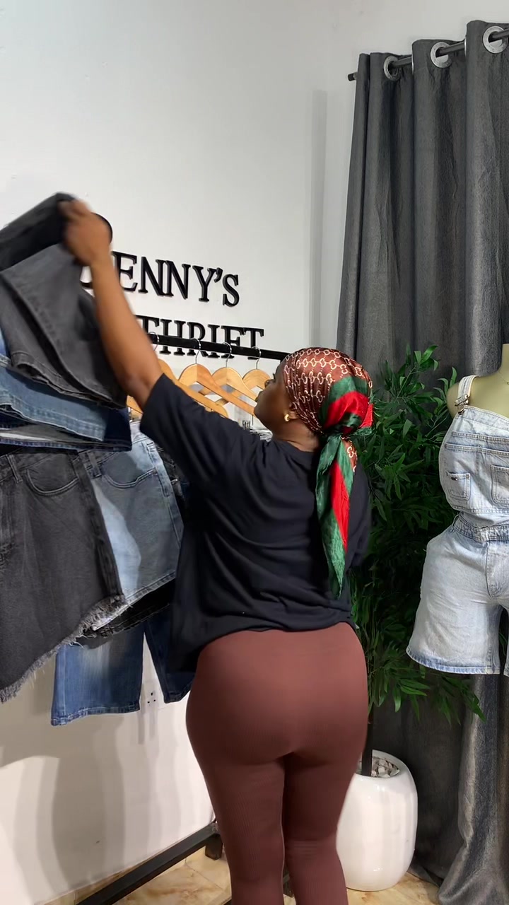 @Thrift vendor in benin city