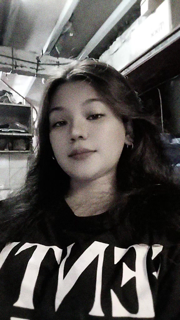 @Ella-20❤️