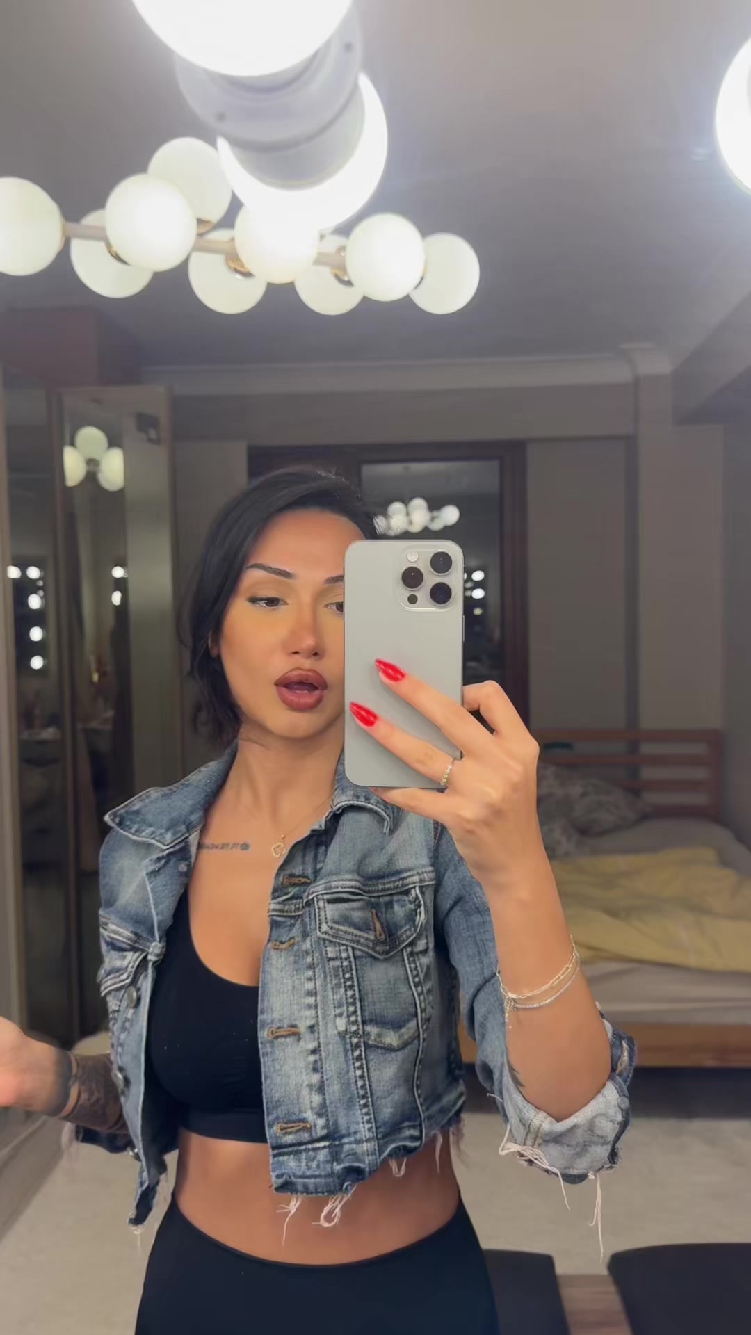 @yelizkiliiic