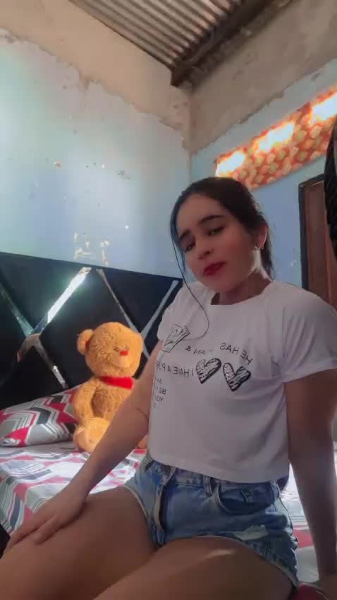 @Lorena♡
