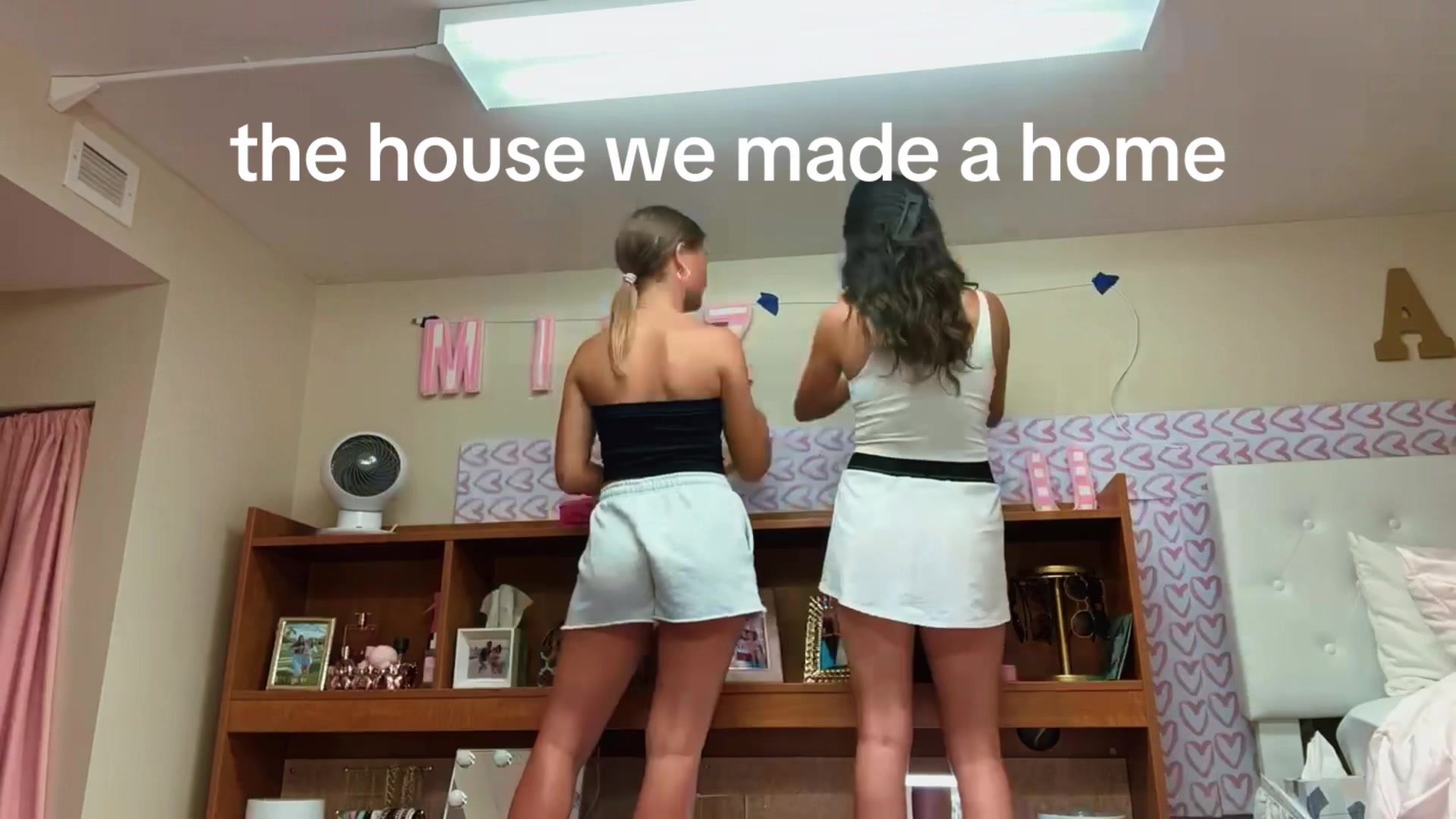 @OLIVIA