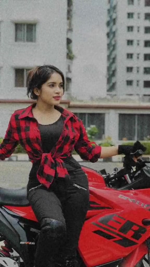 @Nusrat Razkonna