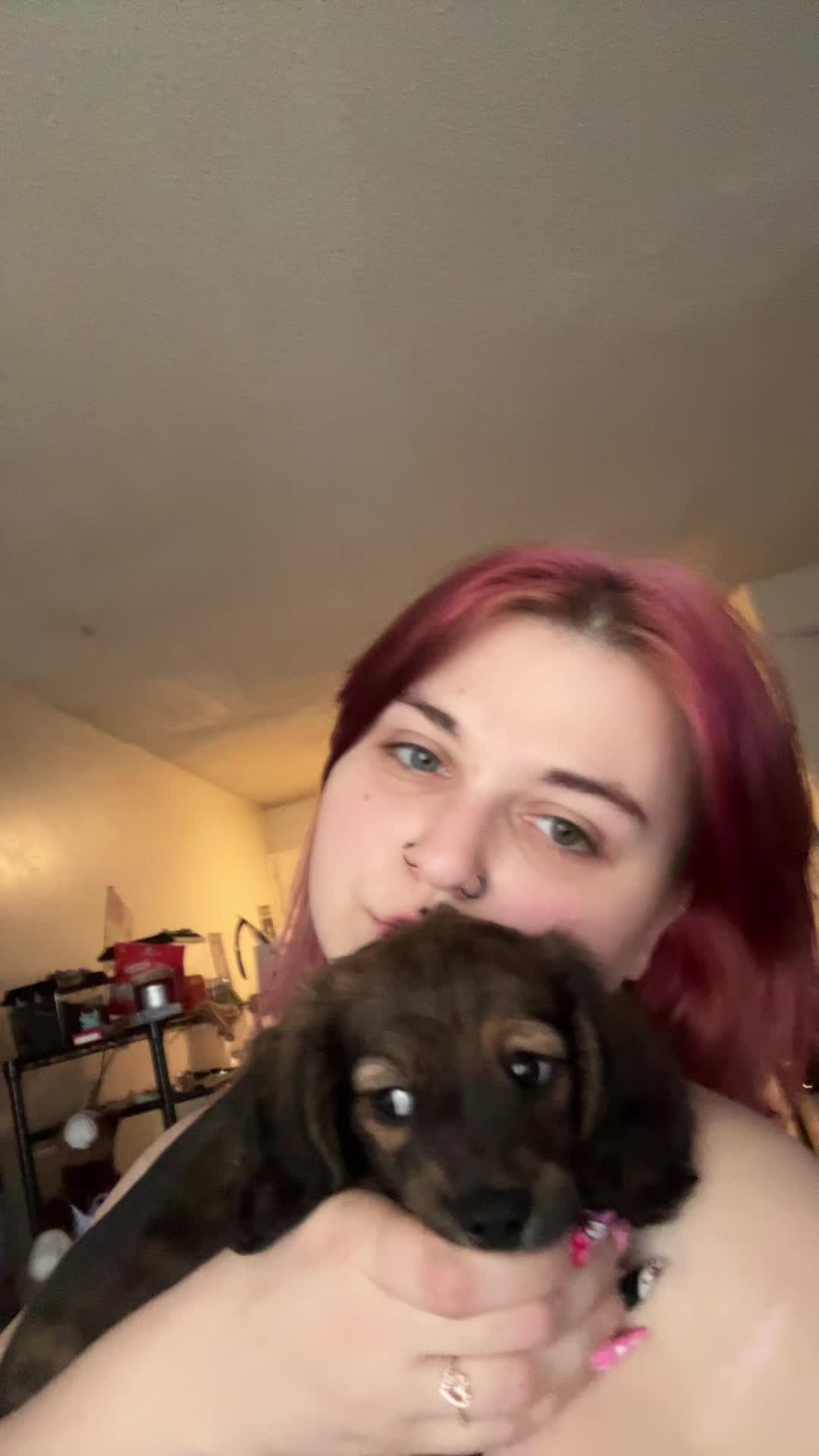 @hauntinglyradgirl