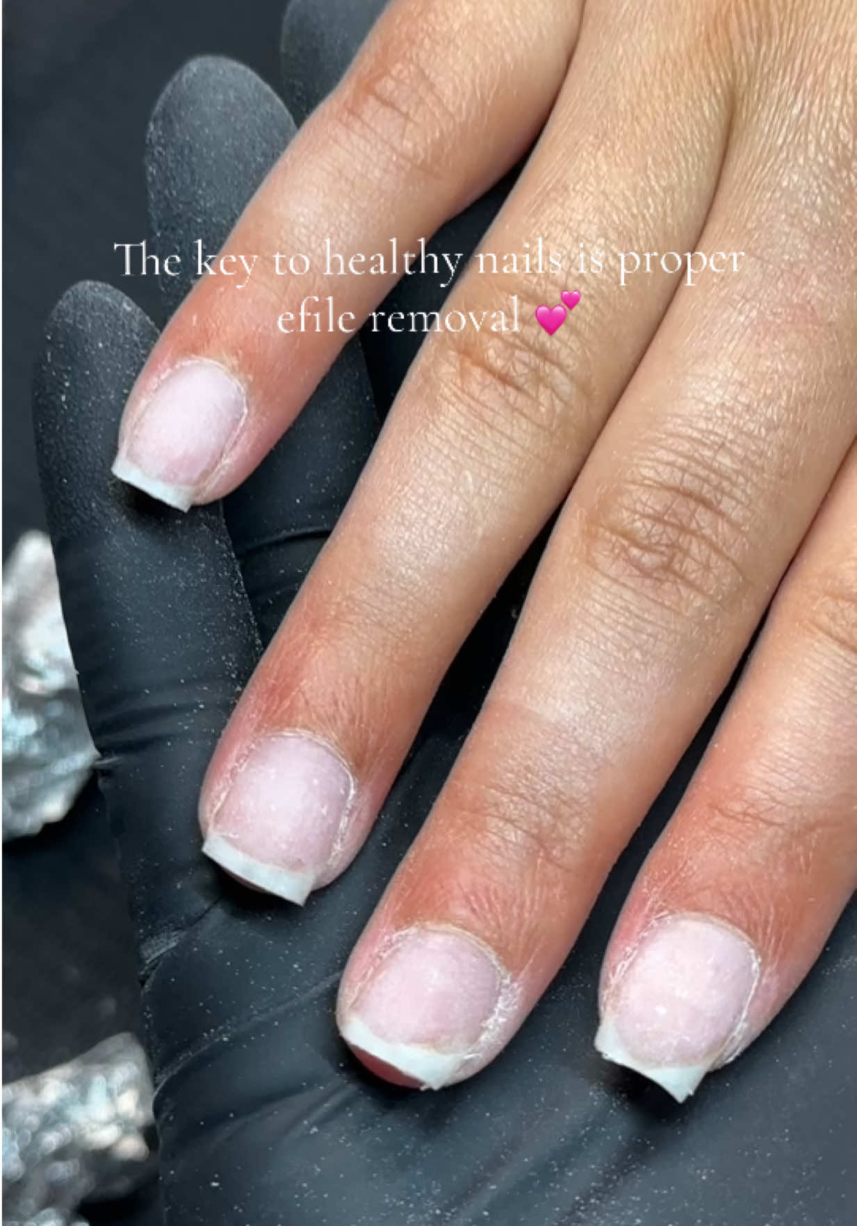 @☆ 𝐓𝐡𝐞 𝐍𝐚𝐢𝐥 𝐁𝐚𝐛𝐞 ☆