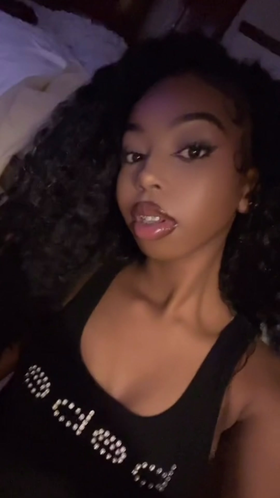 @αℓιѕнα 🧛🏿