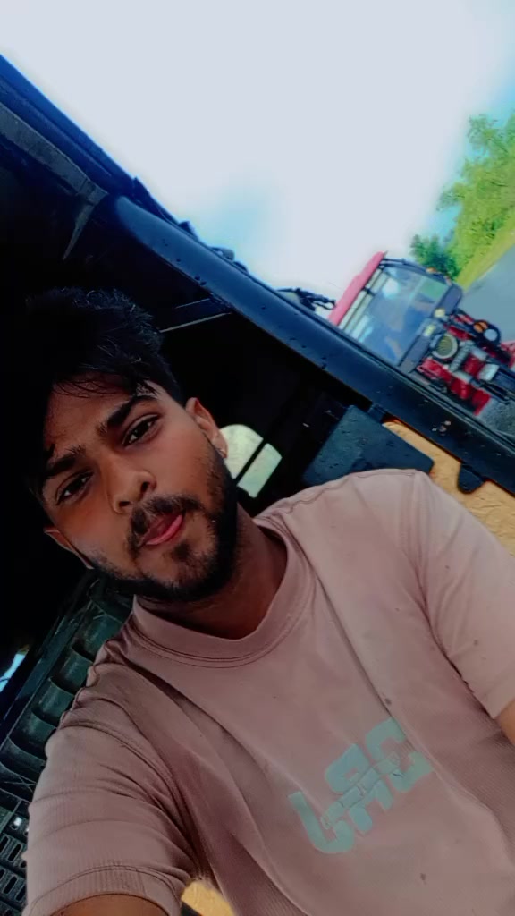 @SONU🖤PODDAR❤️🖤