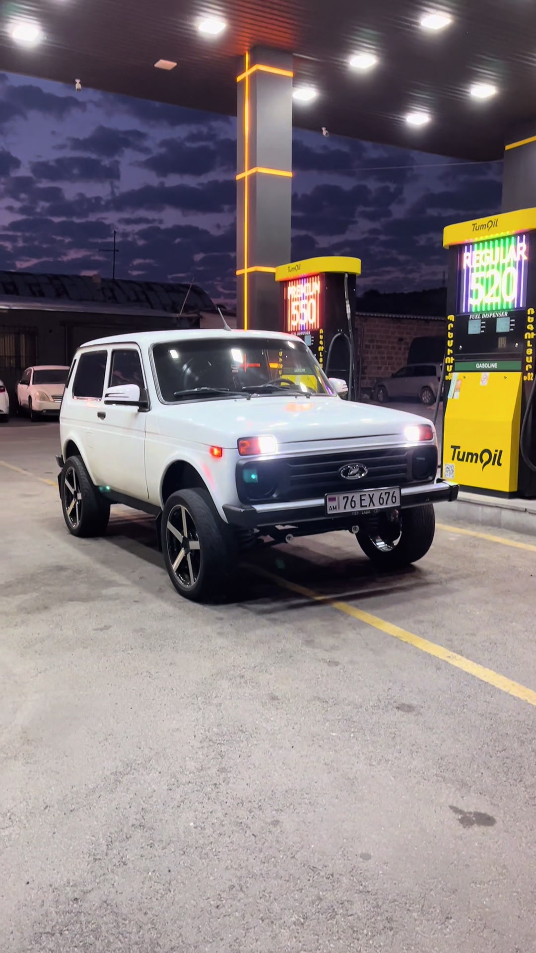 @76EX676