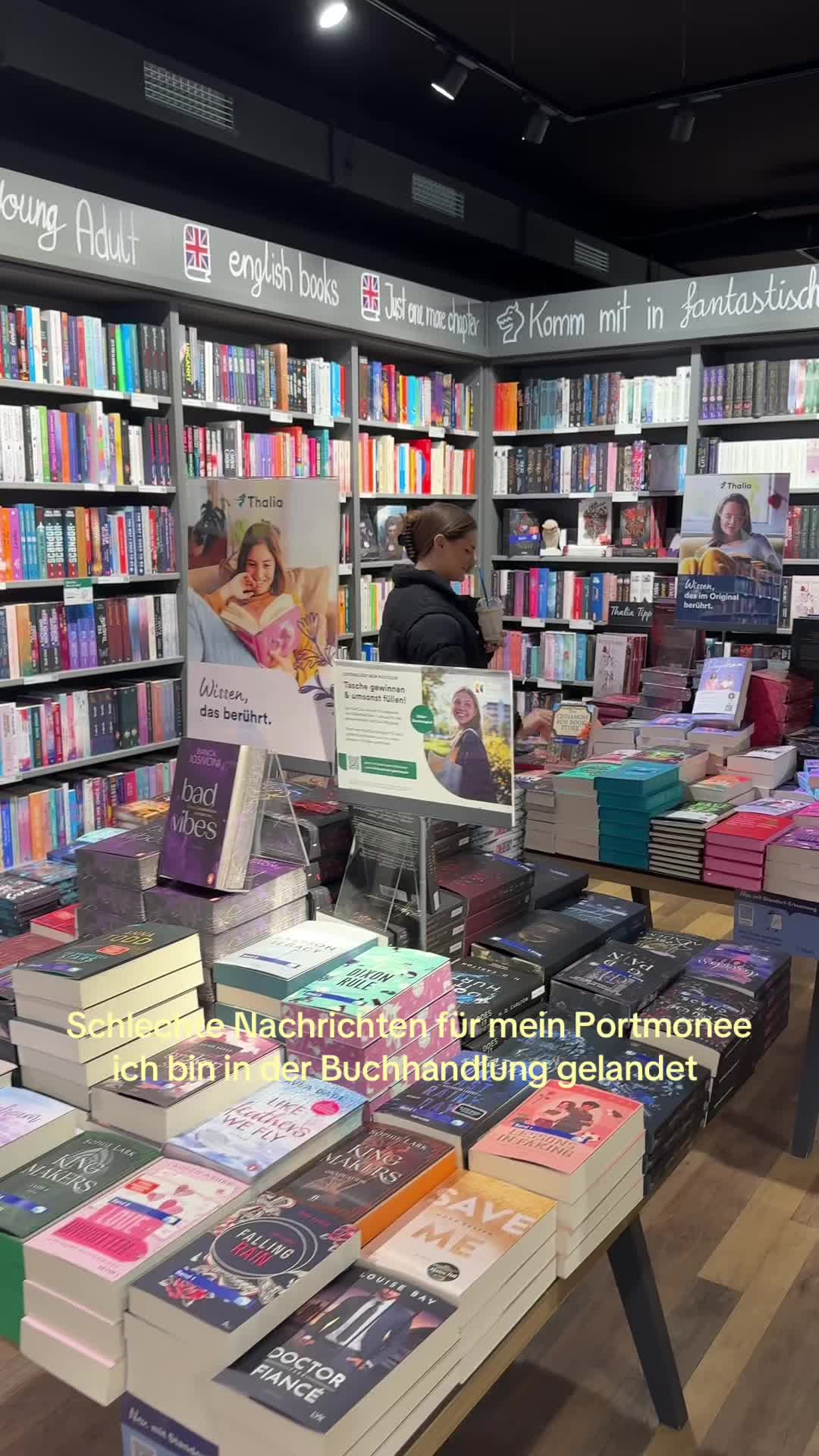 @alena ﾒ𝟶 | booktok