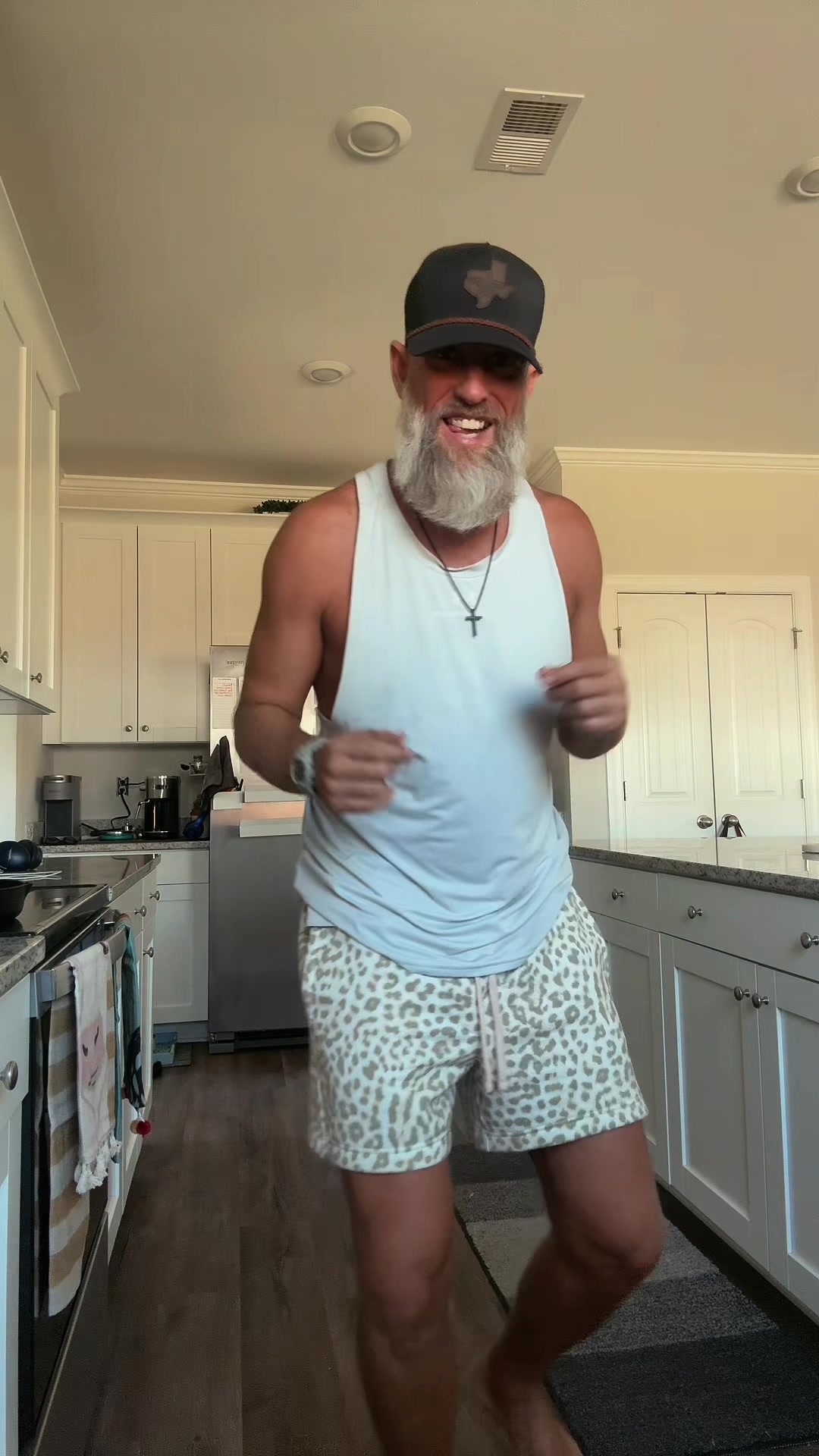 @bearded_bee