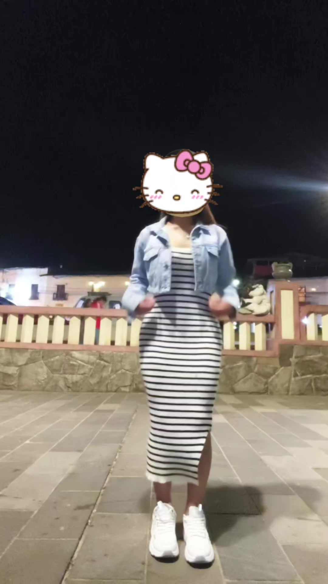 @C4mil4 ๐_๐
