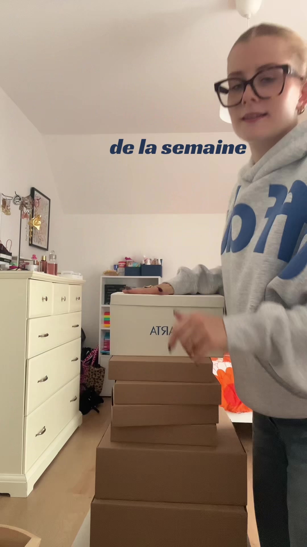 @𝓹𝓪𝓾𝓵𝓲𝓷𝓮 ☆