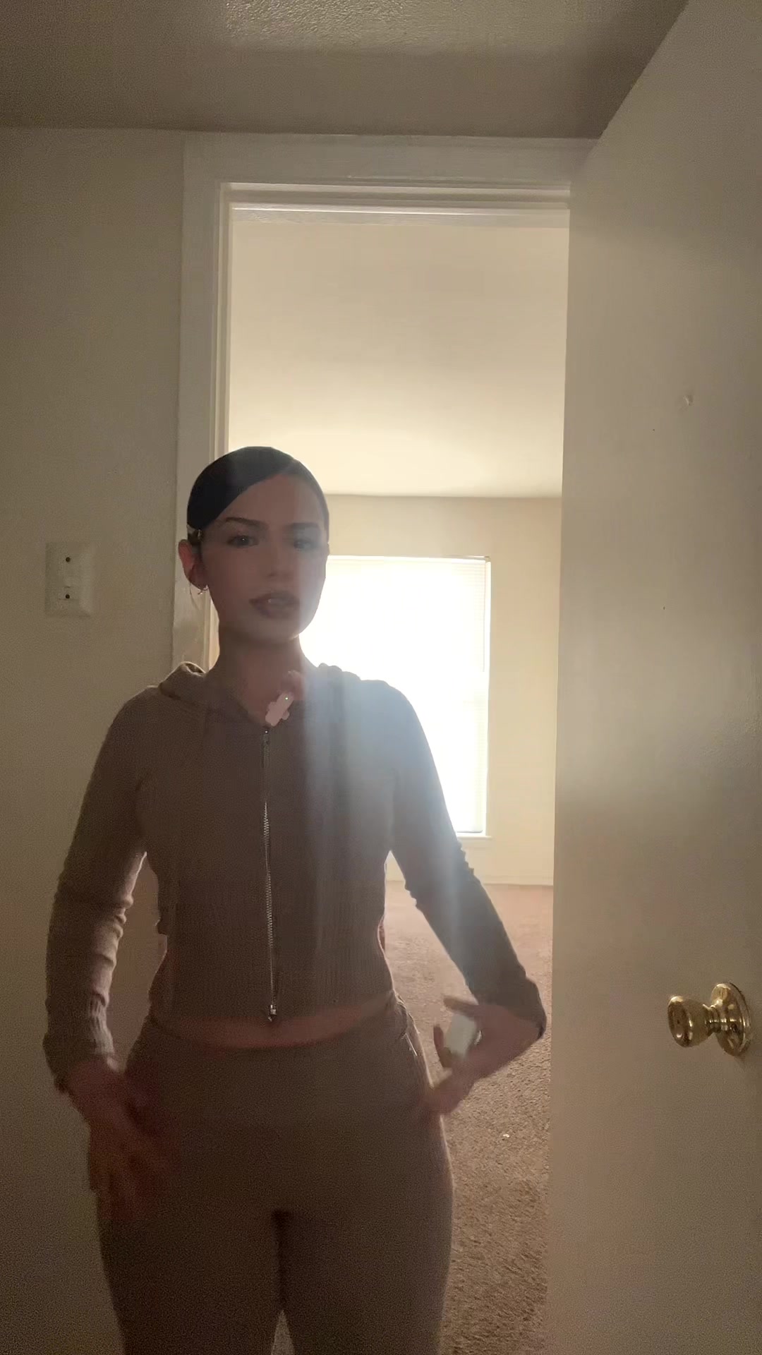 @3xot1c.214