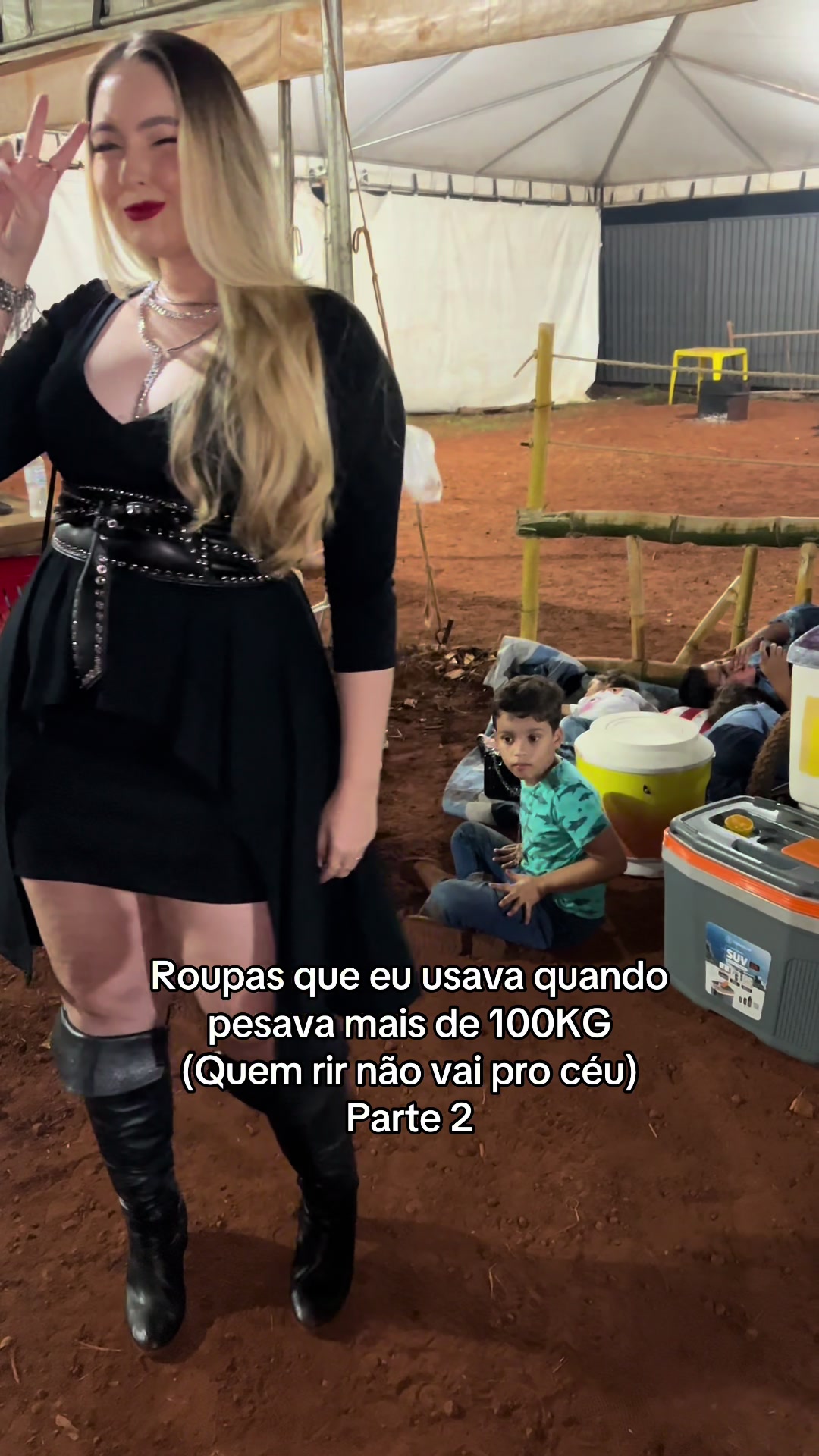@Vitória Eva Mello