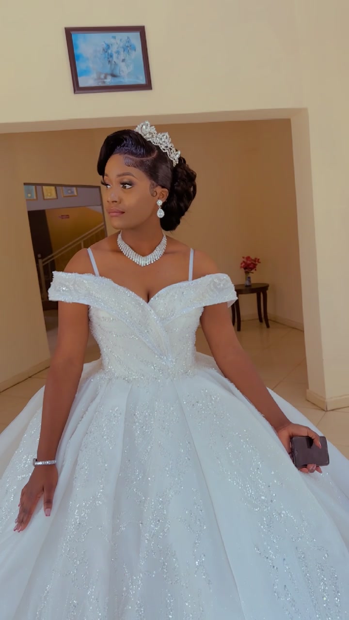 @posh.wedding