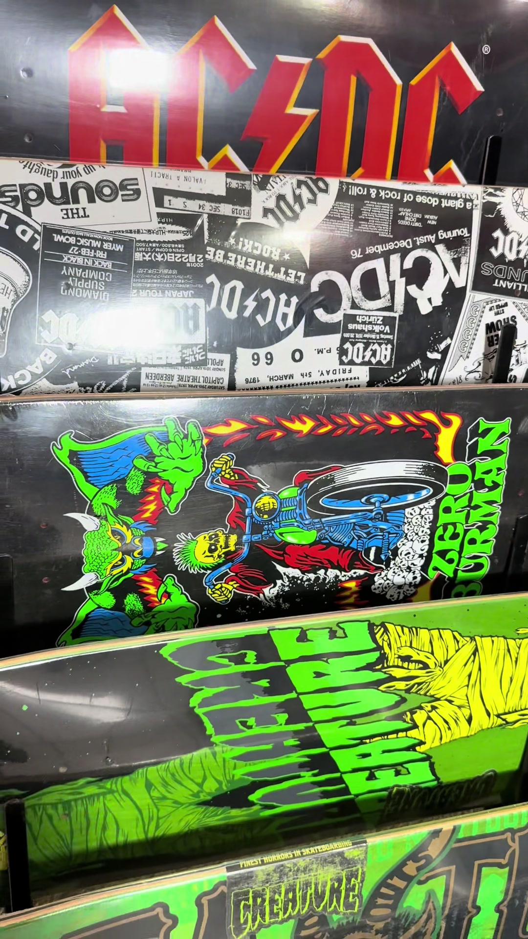 @Gold skate shop