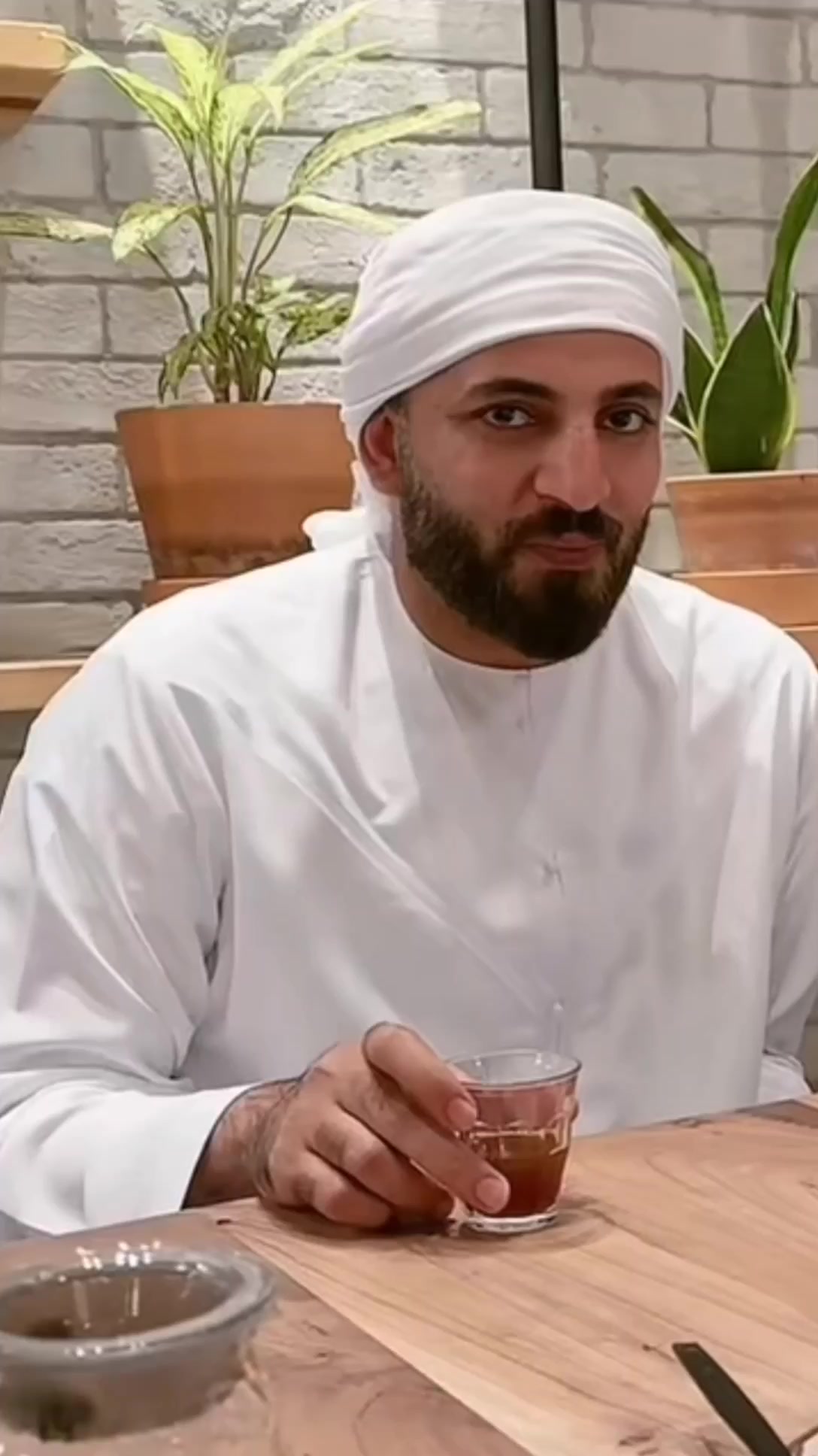 @Hamdan fans