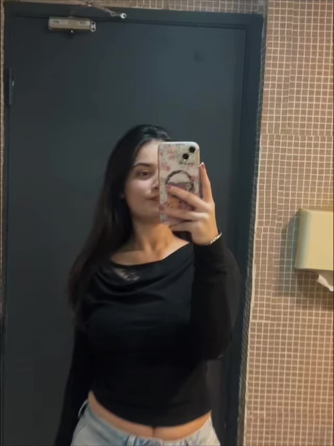 @Ritika💗