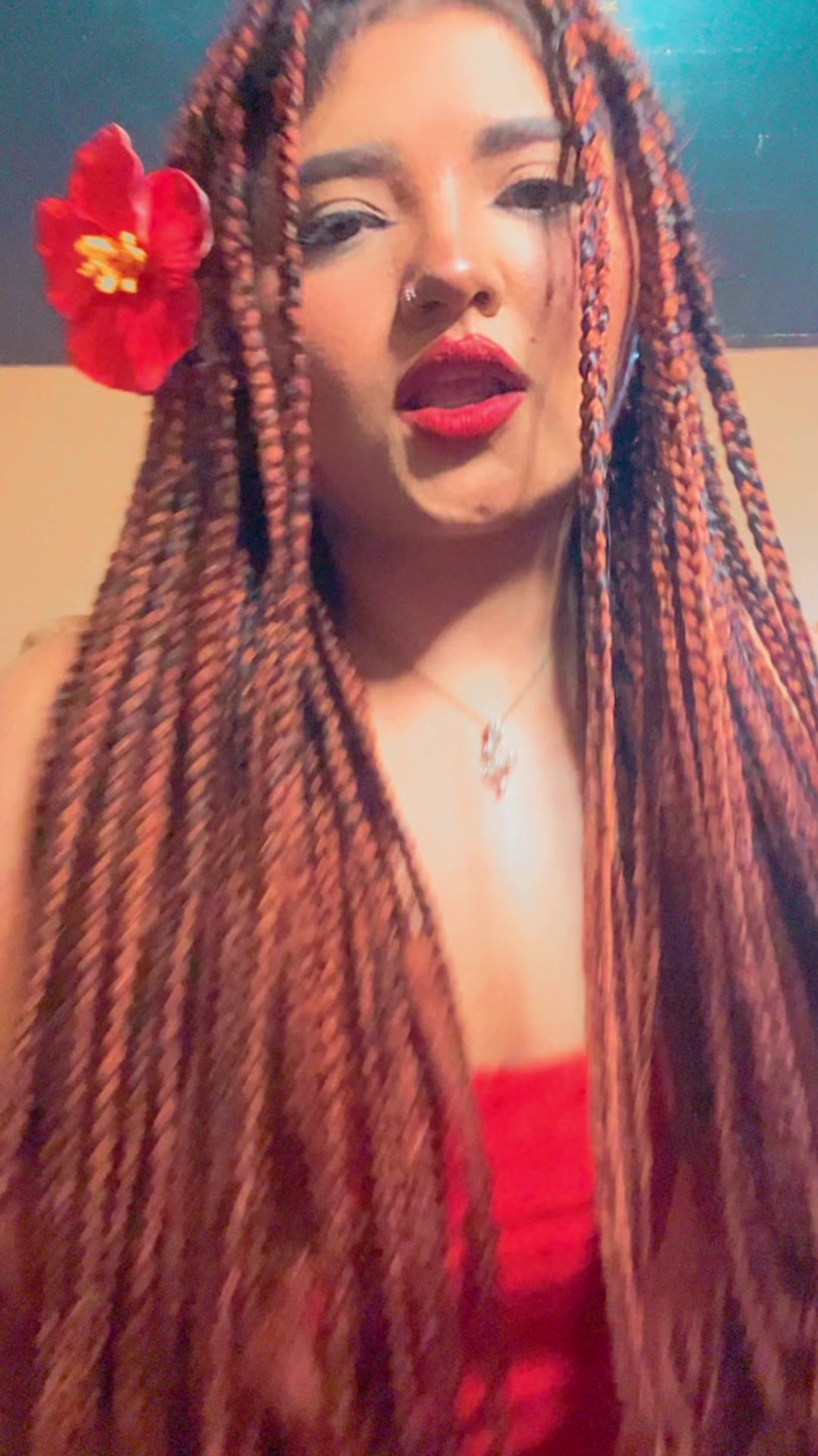 @EsmeraldaCL