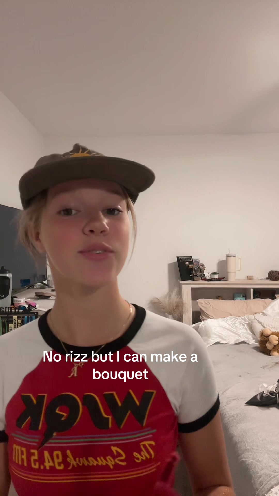 @🫨