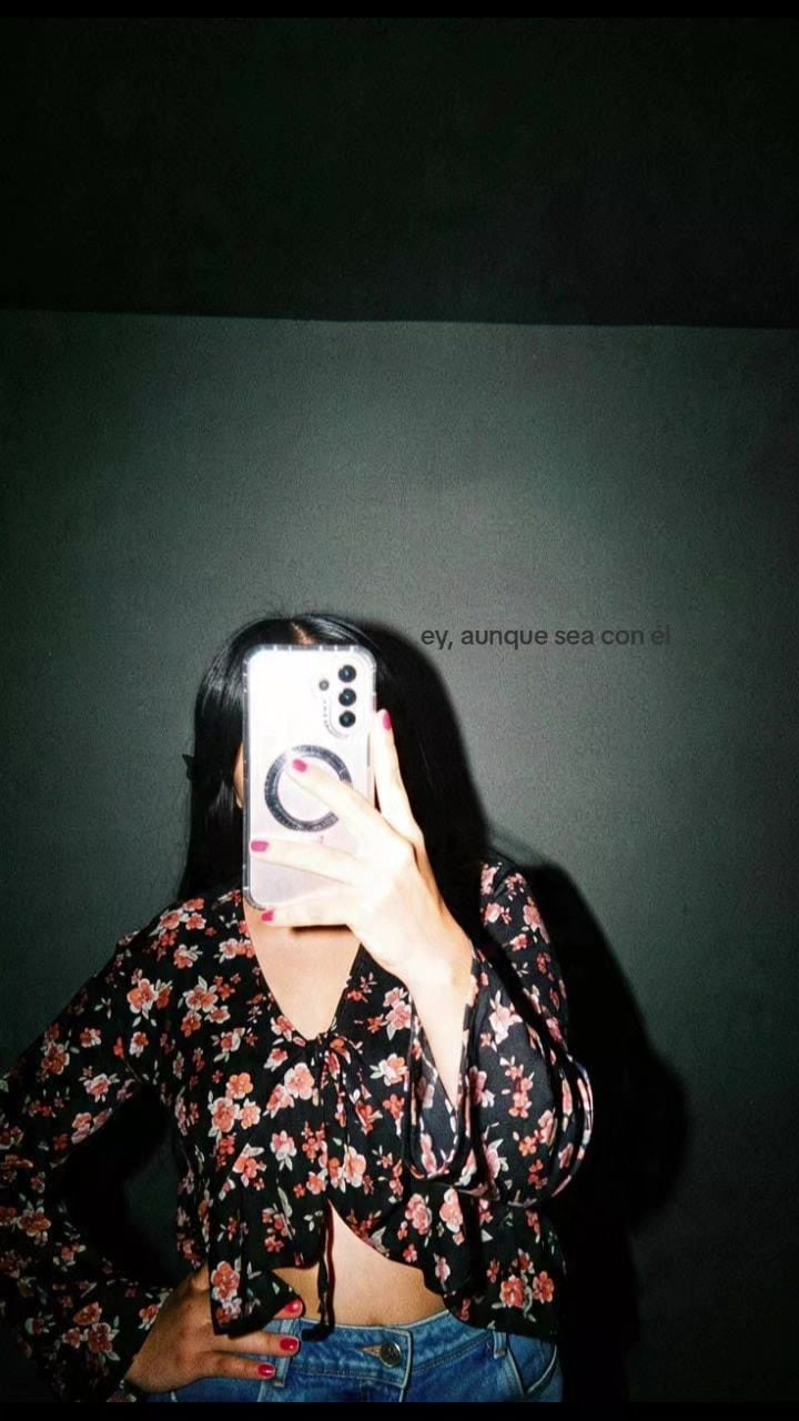 @ana saravia 48