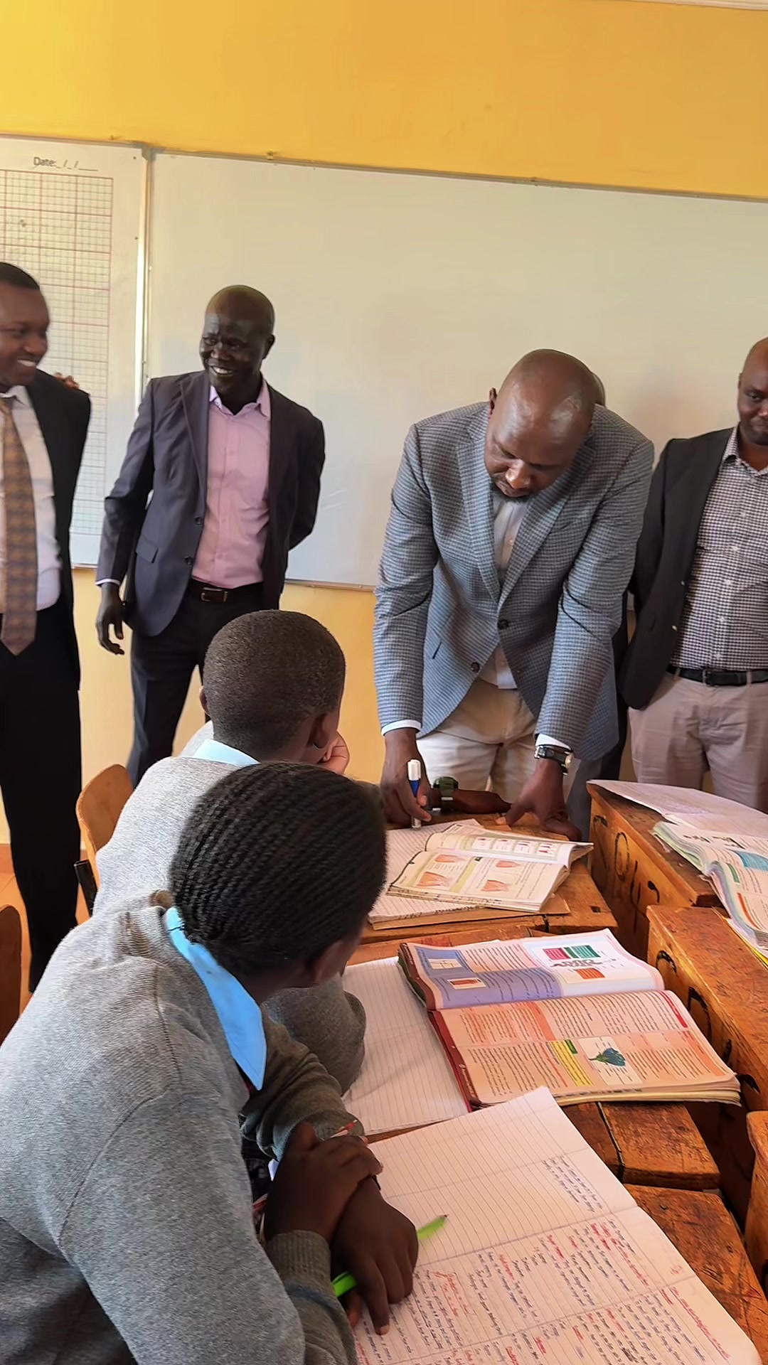 @Kipchumba Murkomen