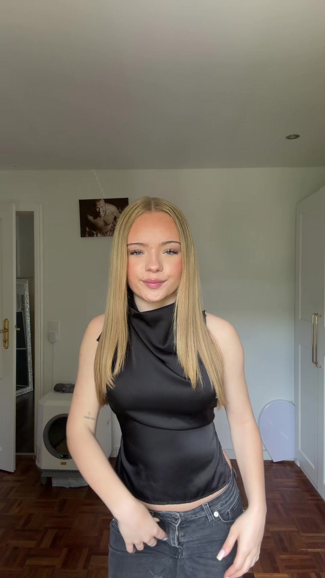 @romy_ronm