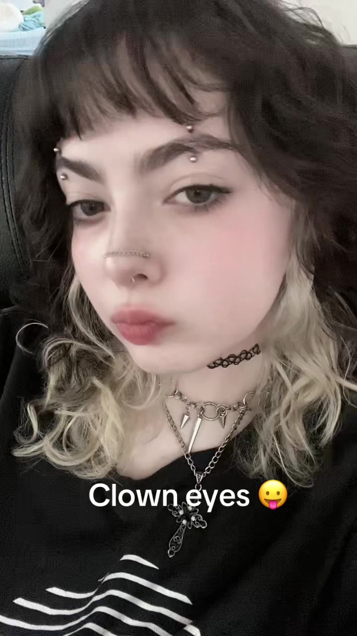 @𝕸𝖆𝖈𝖐𝖎𝖊🖤
