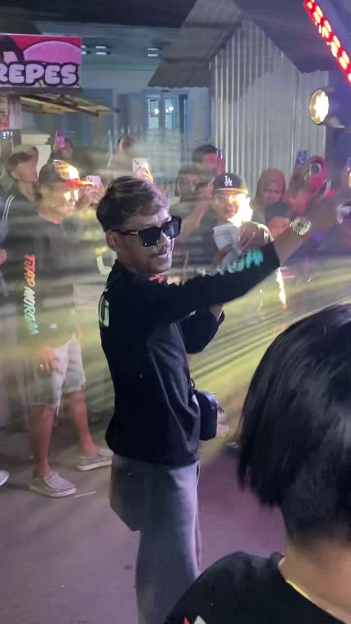 @𝐊𝐚𝐣𝐢 𝐫𝐨𝐟𝐢𝐪