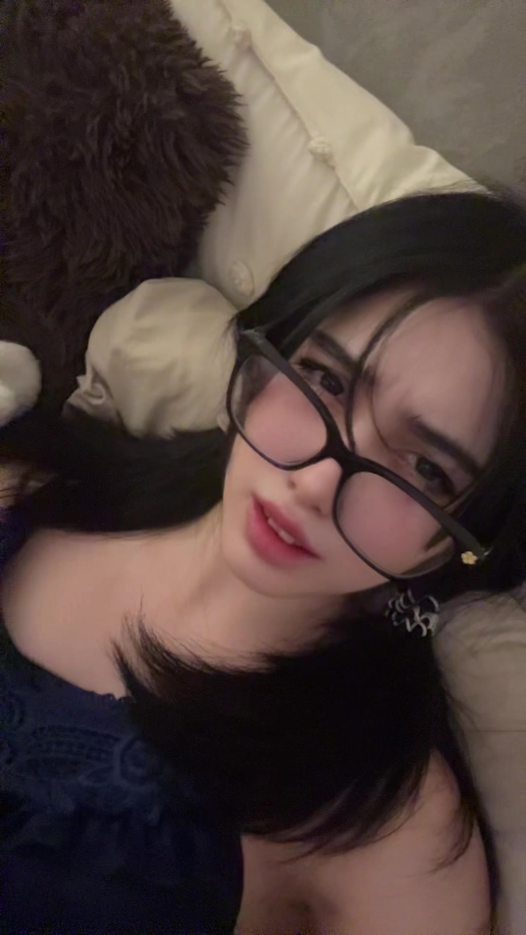 @🦶🏻