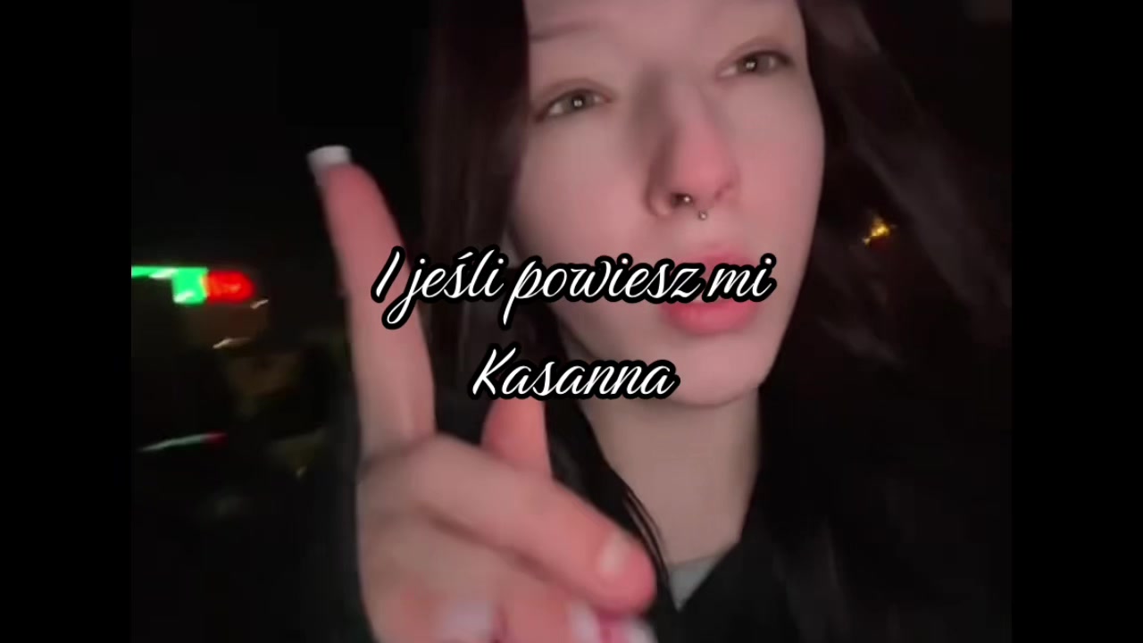 @Czarnulkaa🖤😝