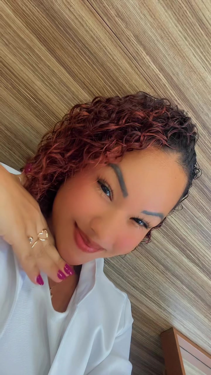 @Silvinha ✨