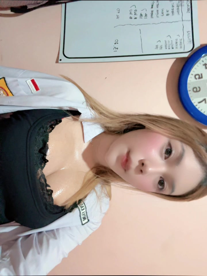 @user85437746199