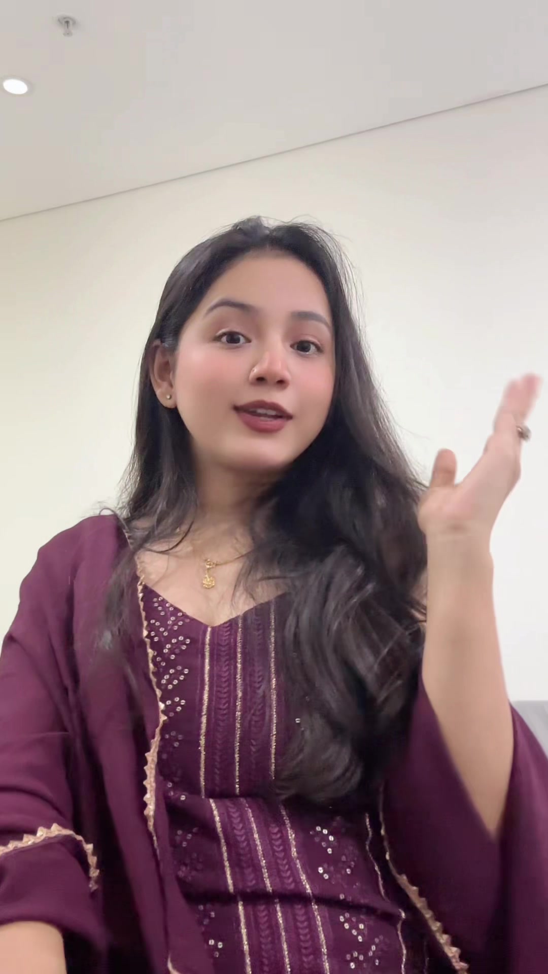 @विविसा पन्त💫