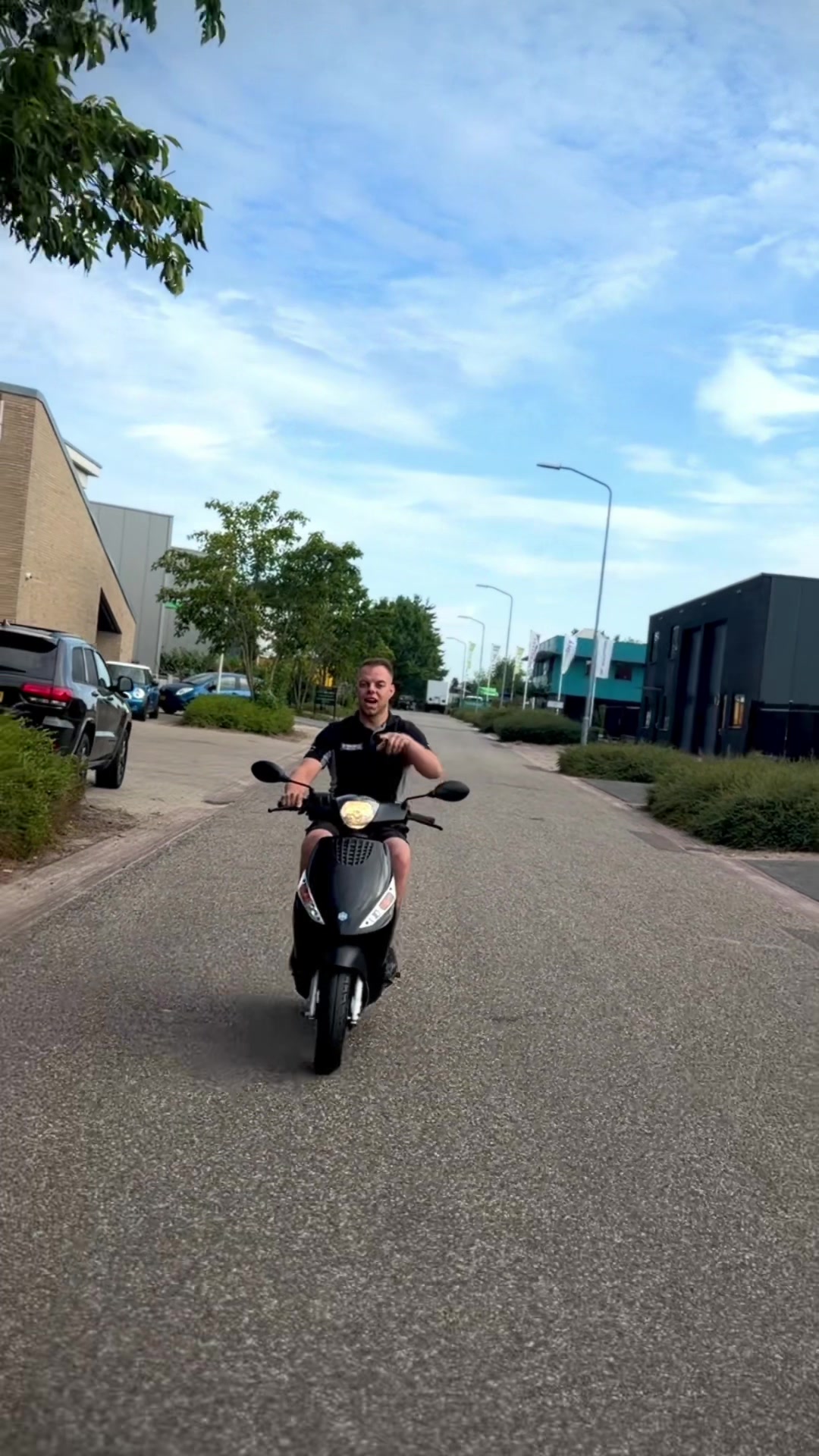 @NUEBSCOOTERS