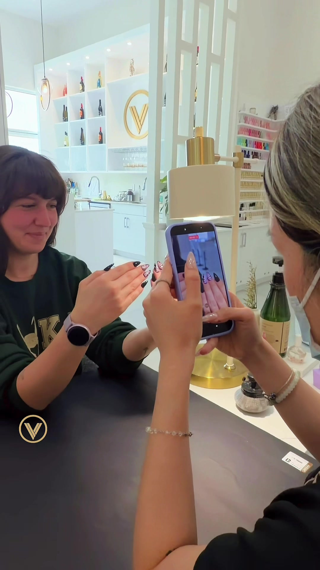 @velvet nails kw