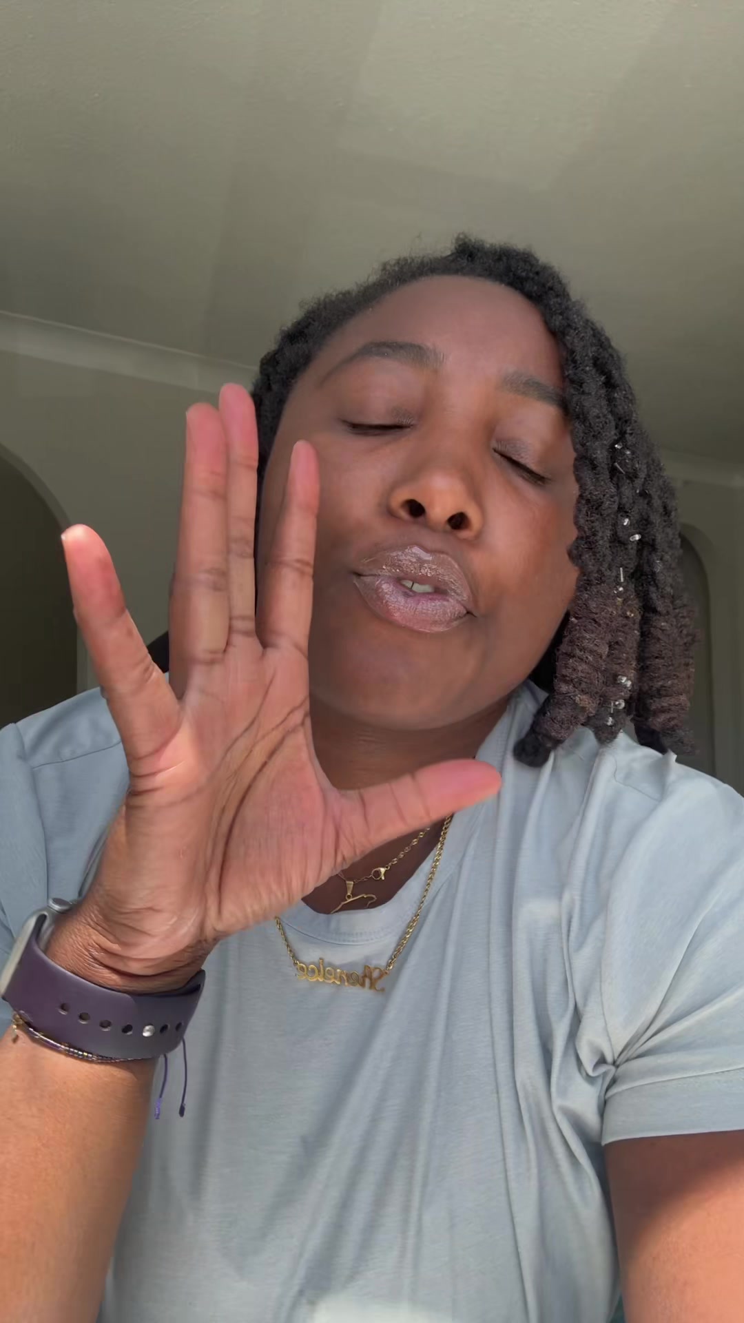 @Neicy B