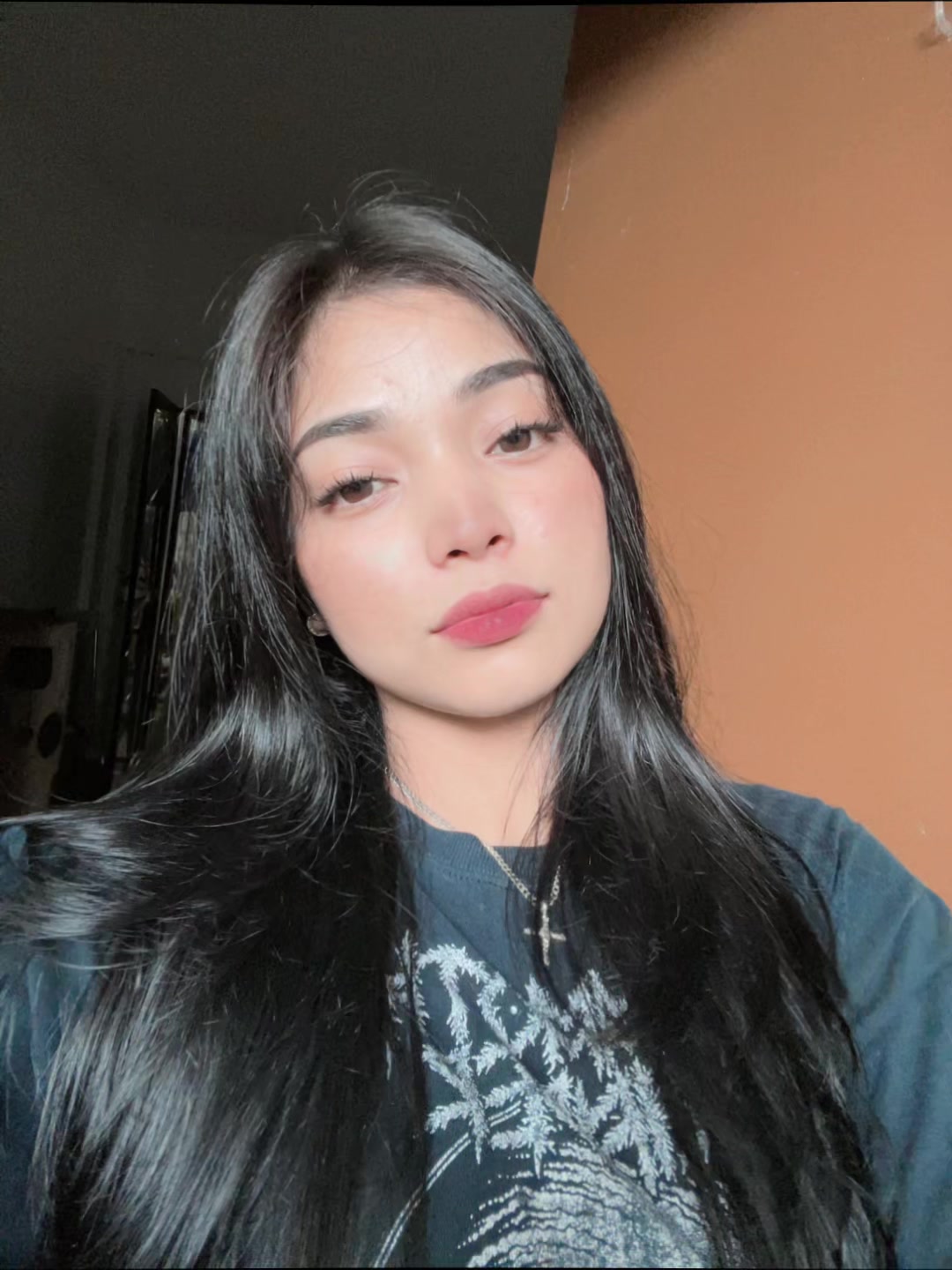@b.