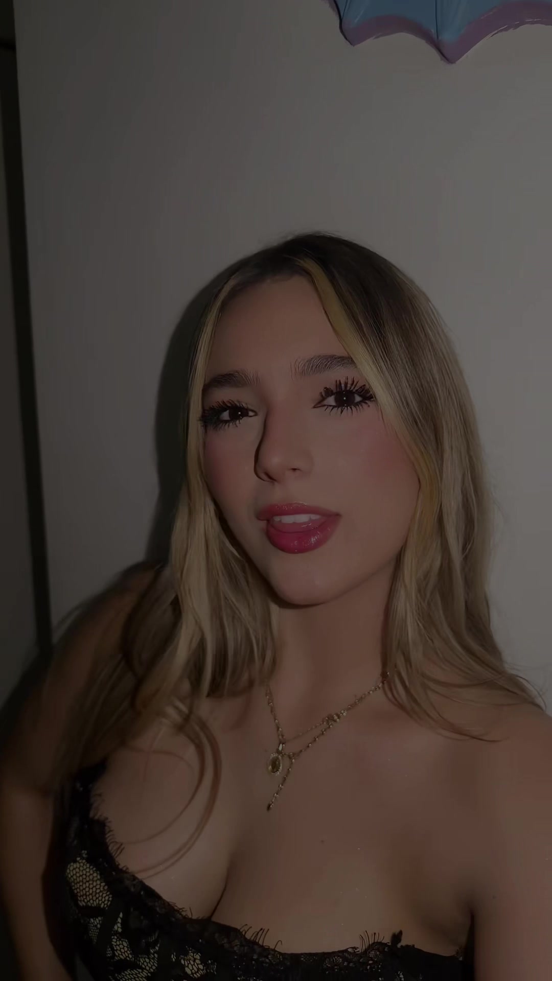 @Isa✨💜